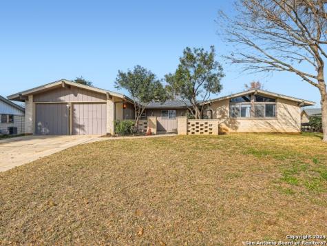 5667 Castle Glade San Antonio TX 78218