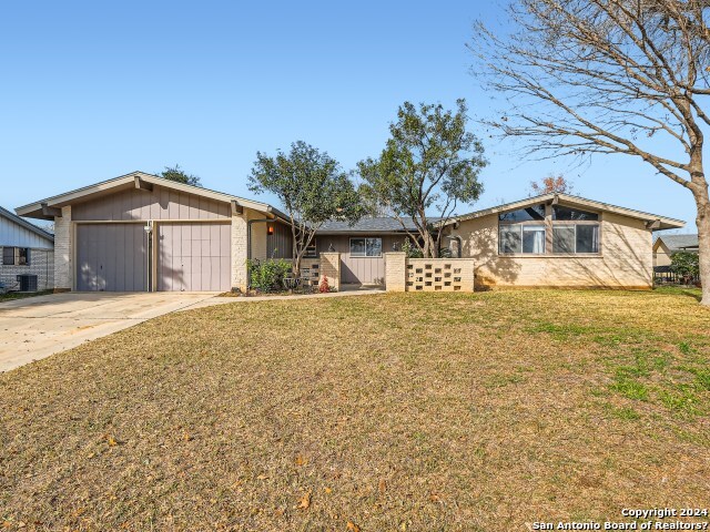 5667 Castle Glade San Antonio TX 78218
