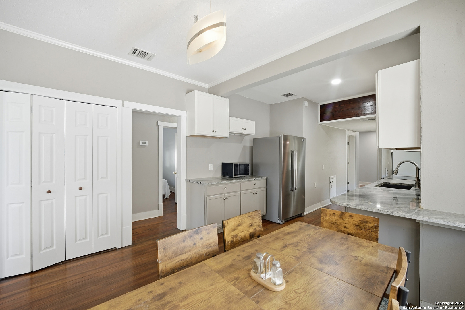 314 Queen Anne Court San Antonio TX 78209
