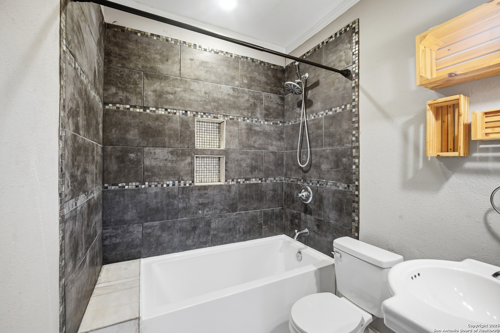 314 Queen Anne Court San Antonio TX 78209