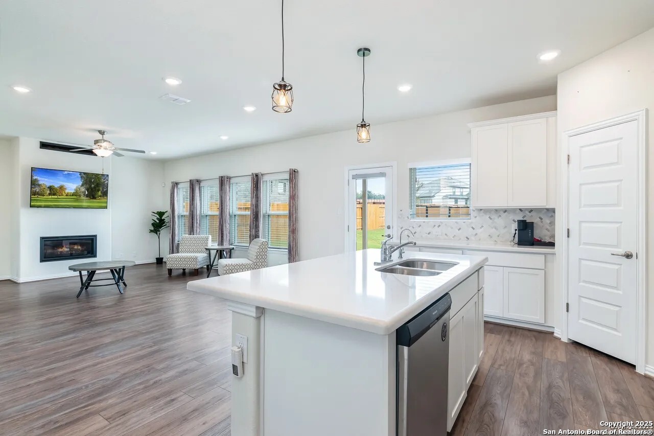 1744 Kneupper Farm New Braunfels TX 78132