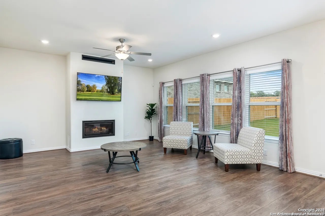 1744 Kneupper Farm New Braunfels TX 78132