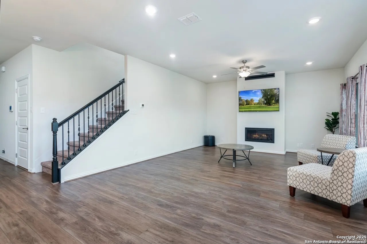 1744 Kneupper Farm New Braunfels TX 78132