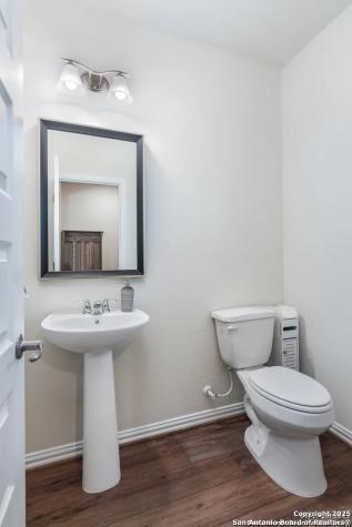 1744 Kneupper Farm New Braunfels TX 78132