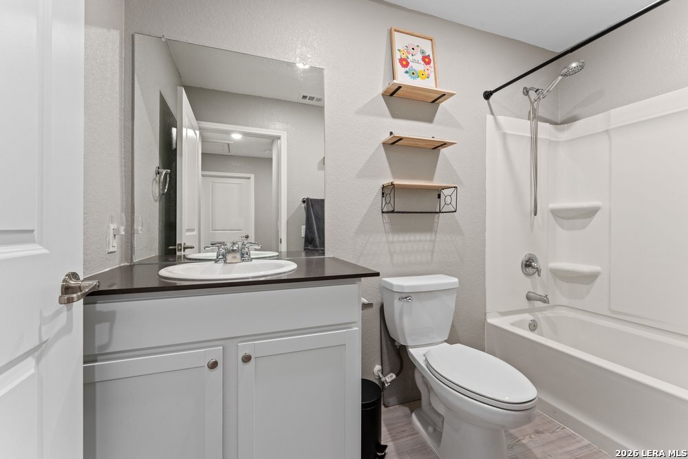 903 Stricker Path San Antonio TX 78221