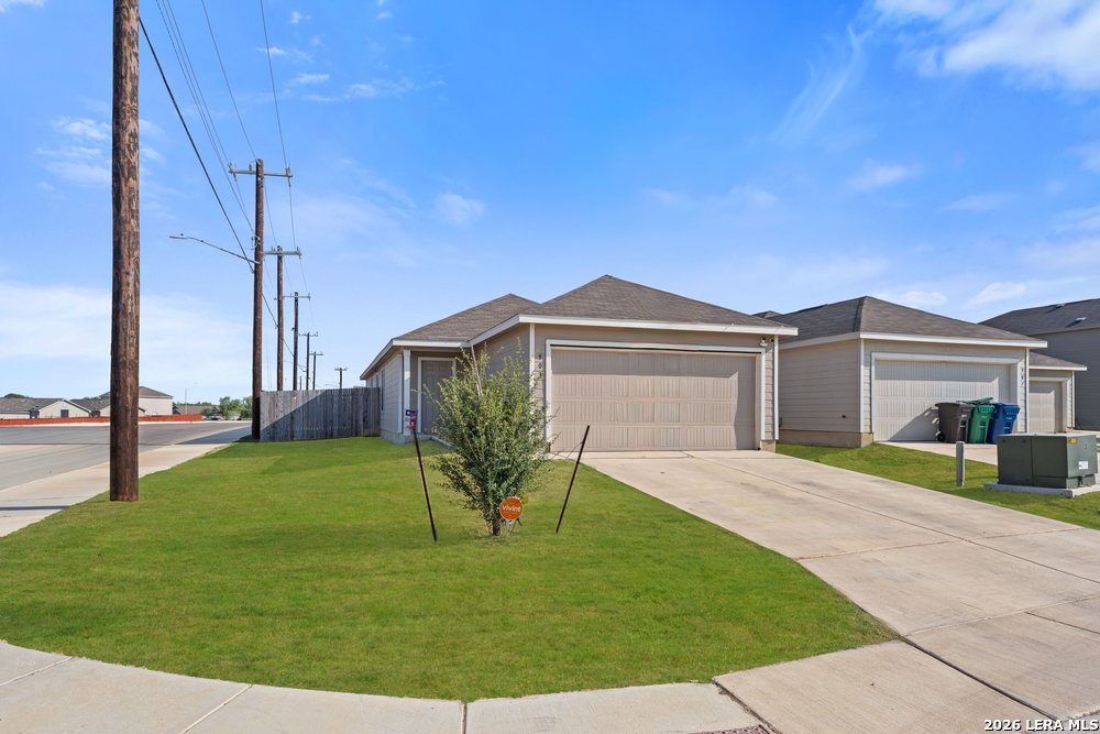 903 Stricker Path San Antonio TX 78221