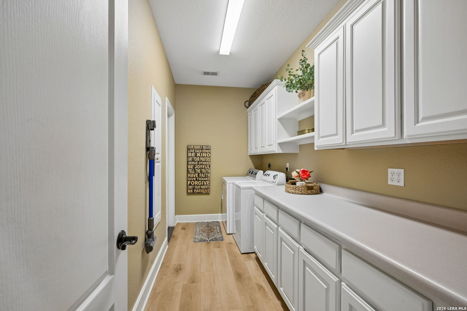 10 Inwood Knoll San Antonio TX 78248