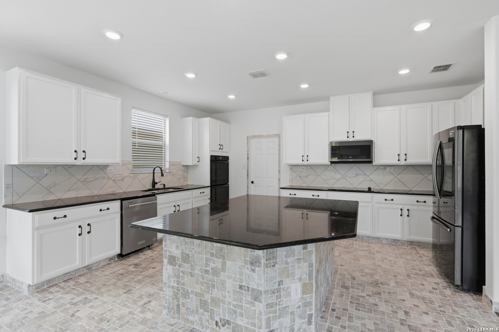 8007 Broussard San Antonio TX 78253