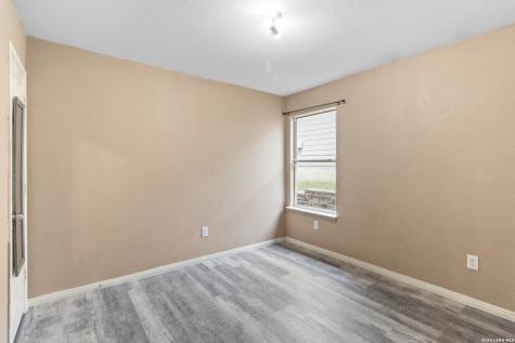 5727 Hickory Canyon San Antonio TX 78252