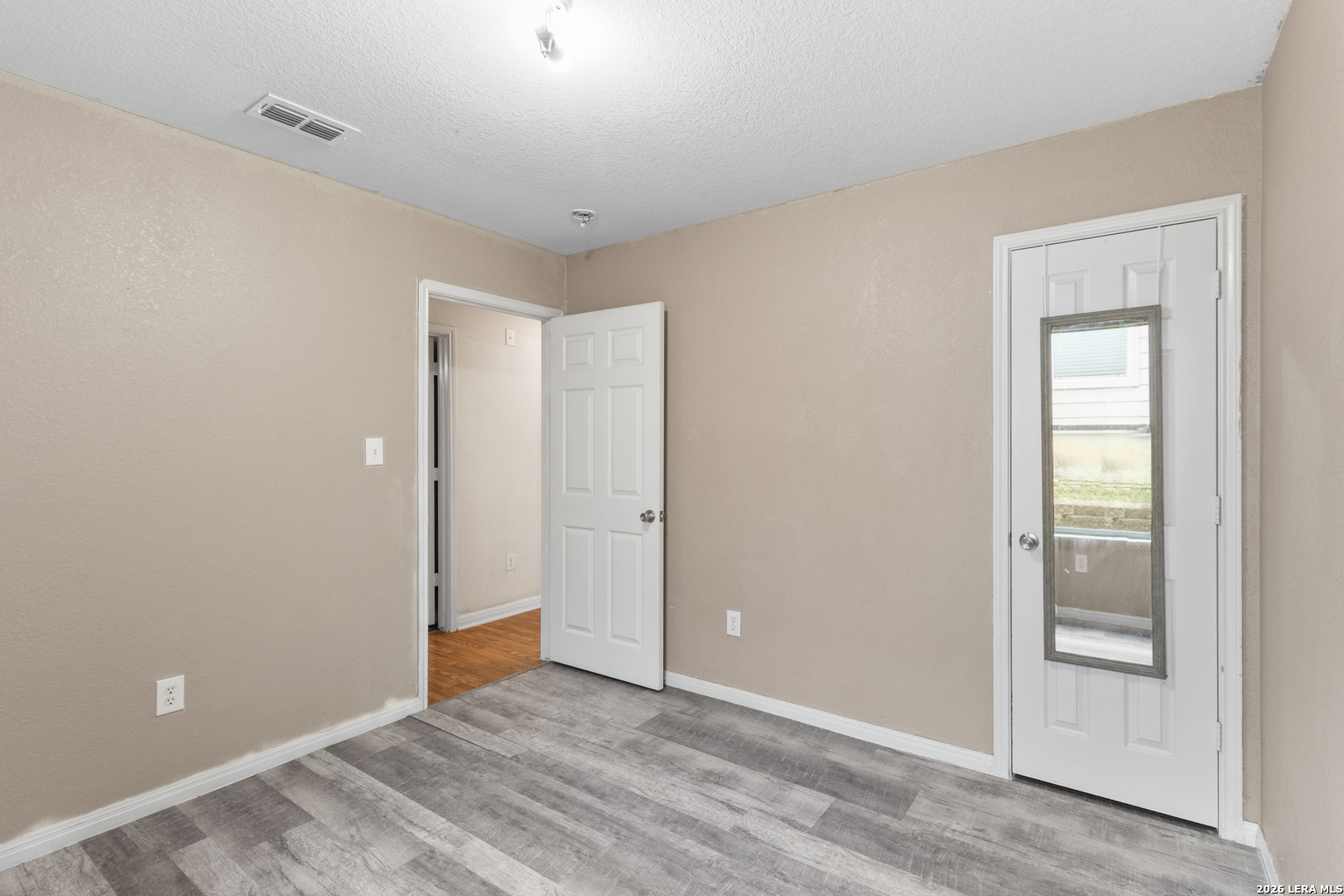 5727 Hickory Canyon San Antonio TX 78252