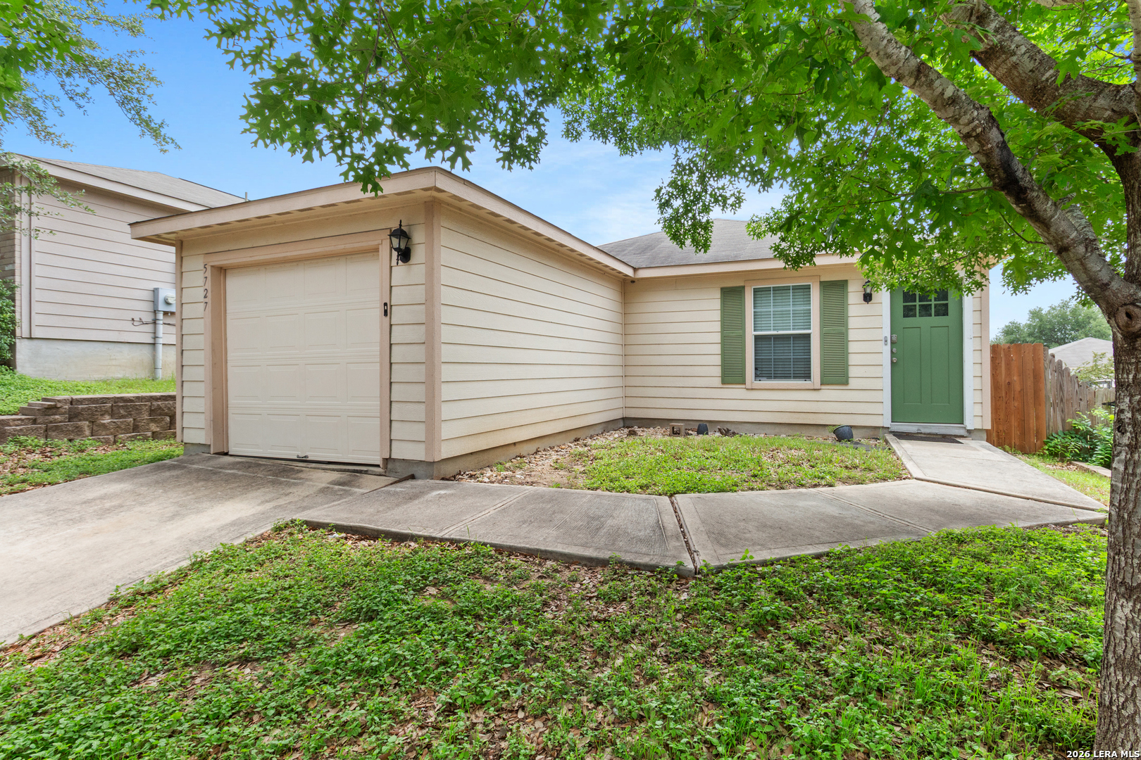 5727 Hickory Canyon San Antonio TX 78252