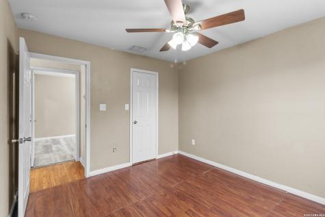 5727 Hickory Canyon San Antonio TX 78252