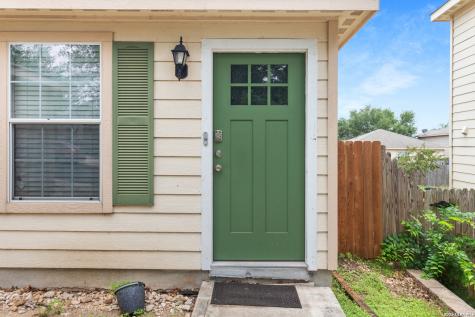 5727 Hickory Canyon San Antonio TX 78252