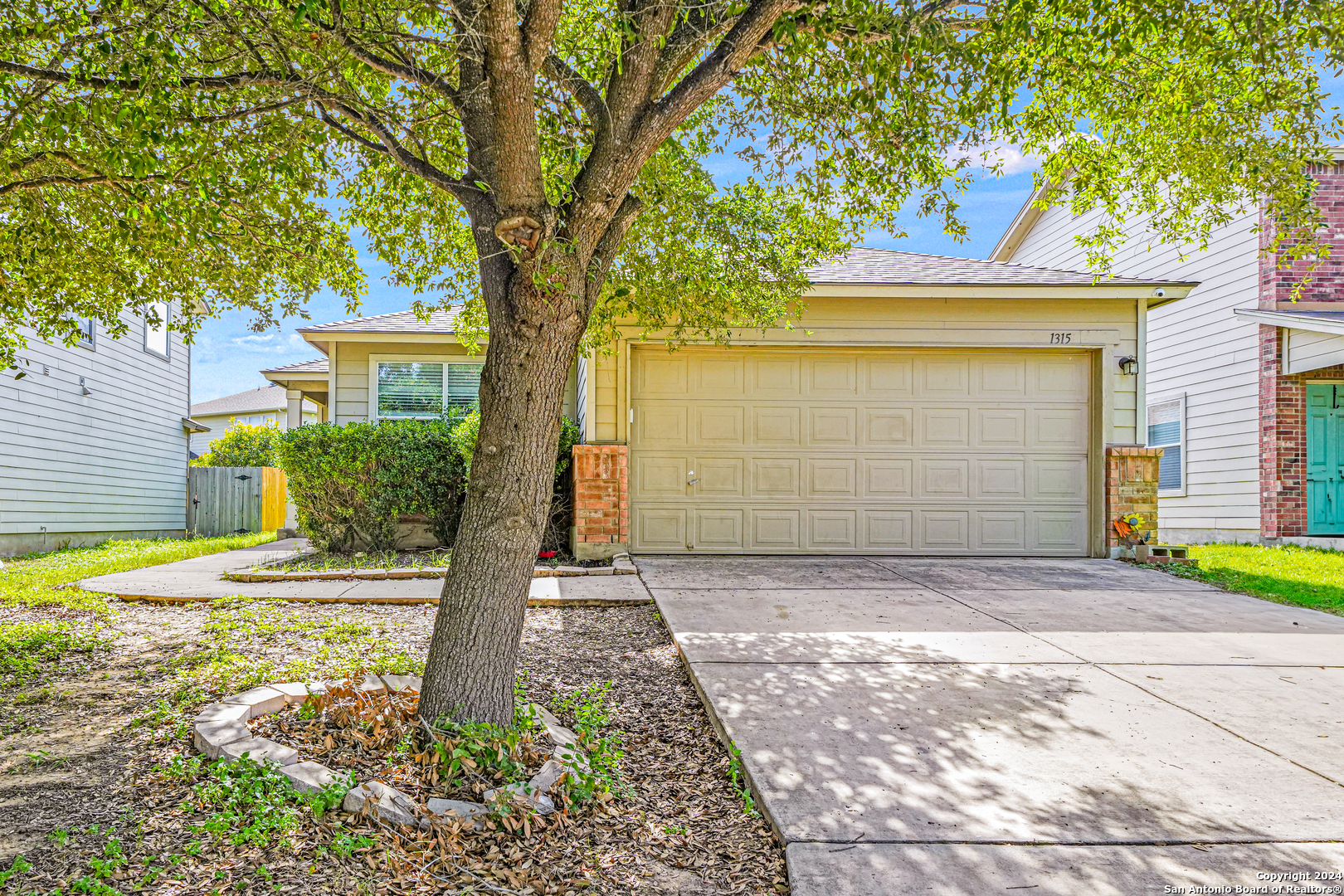 1315 Sundance Fall San Antonio TX 78245