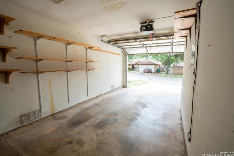 7813 Forest Briar Live Oak TX 78233