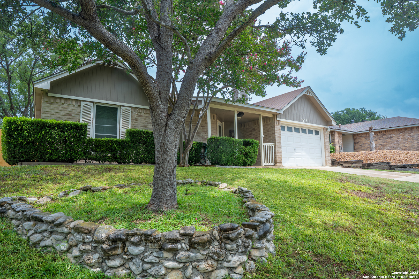 7813 Forest Briar Live Oak TX 78233