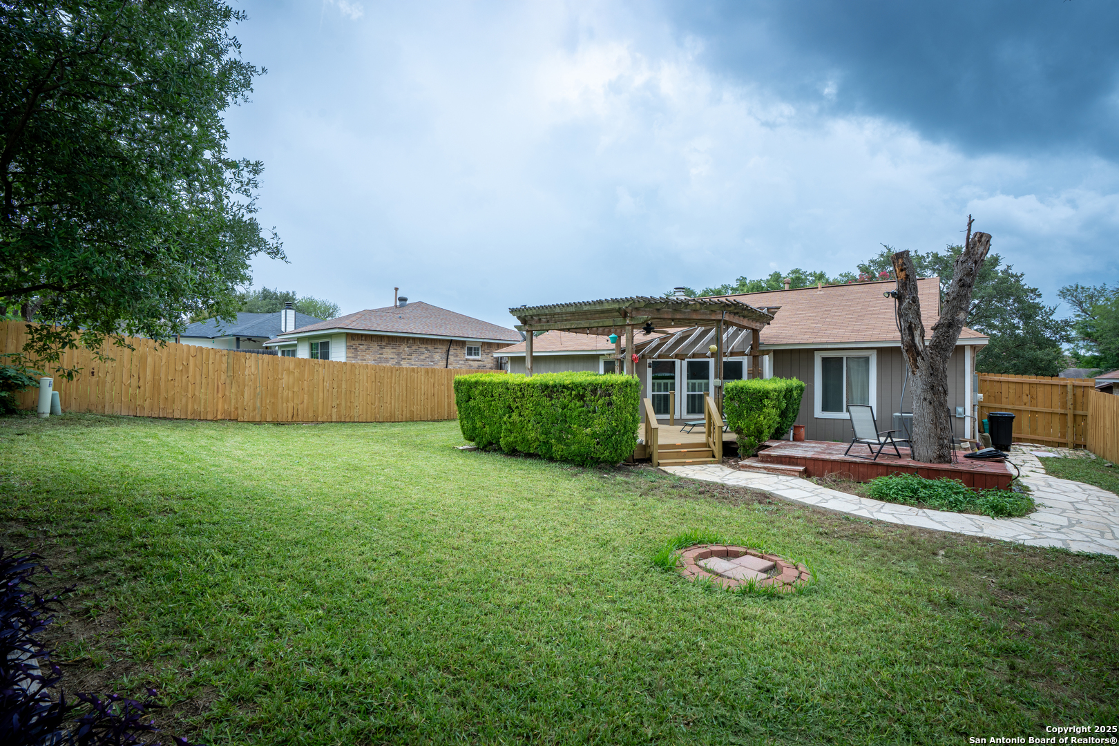 7813 Forest Briar Live Oak TX 78233