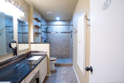 7813 Forest Briar Live Oak TX 78233