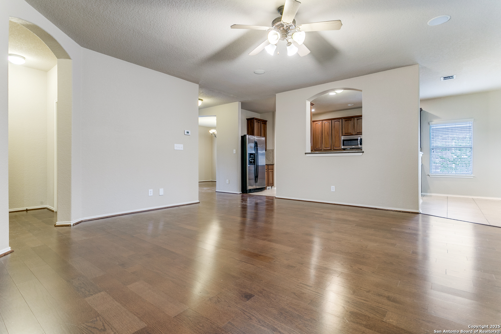 3418 Alonzo Fields Converse TX 78109