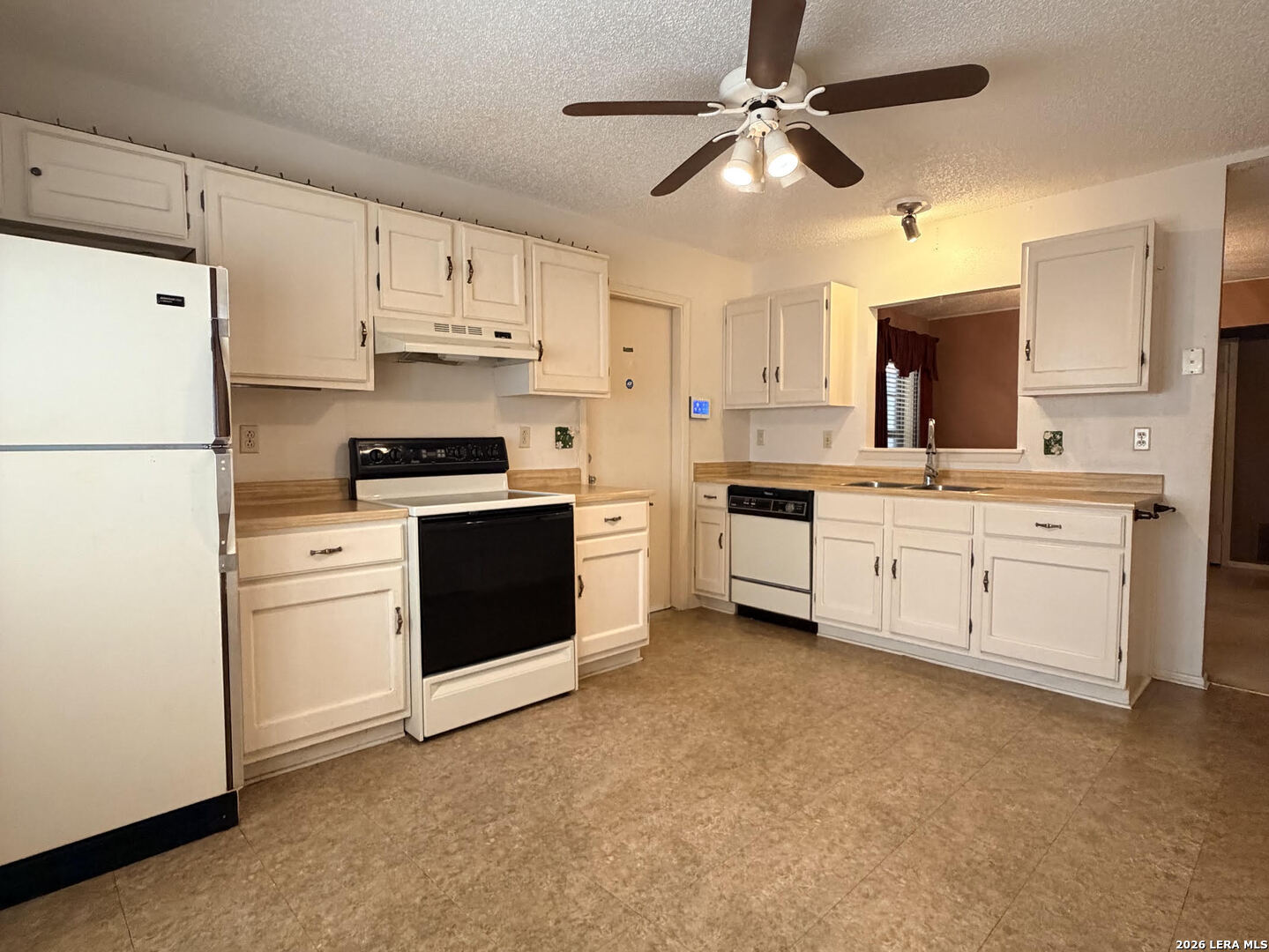 7118 Moss Creek San Antonio TX 78238