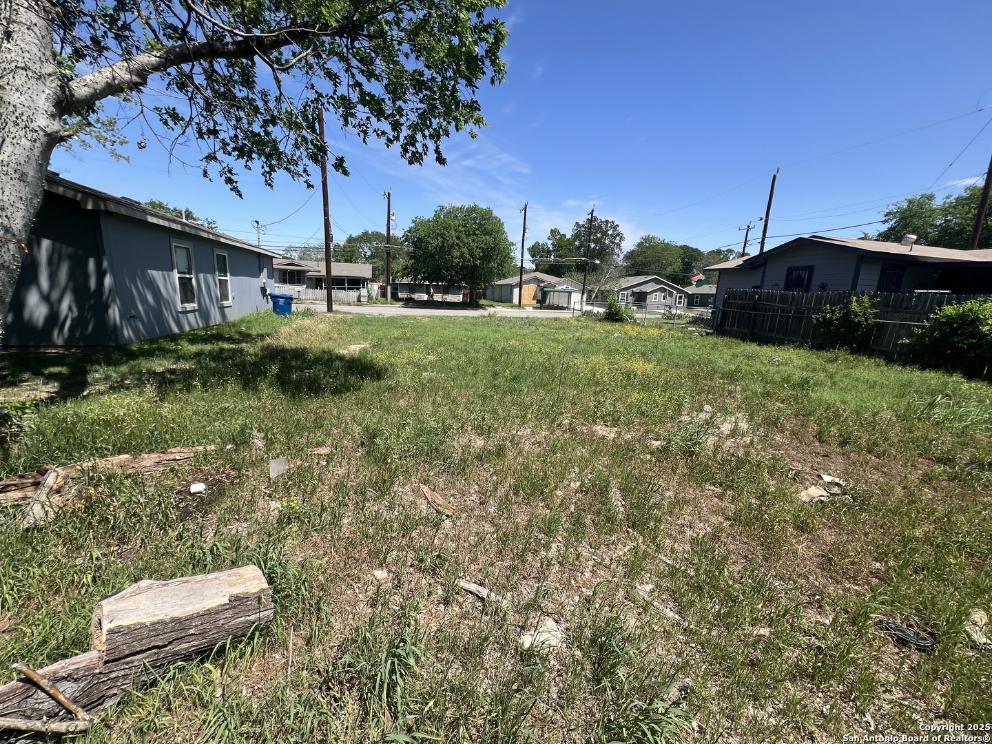 3338 Martin Luther King San Antonio TX 78220
