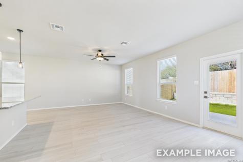 285 W Quill Dr Building 13 San Antonio TX 78228