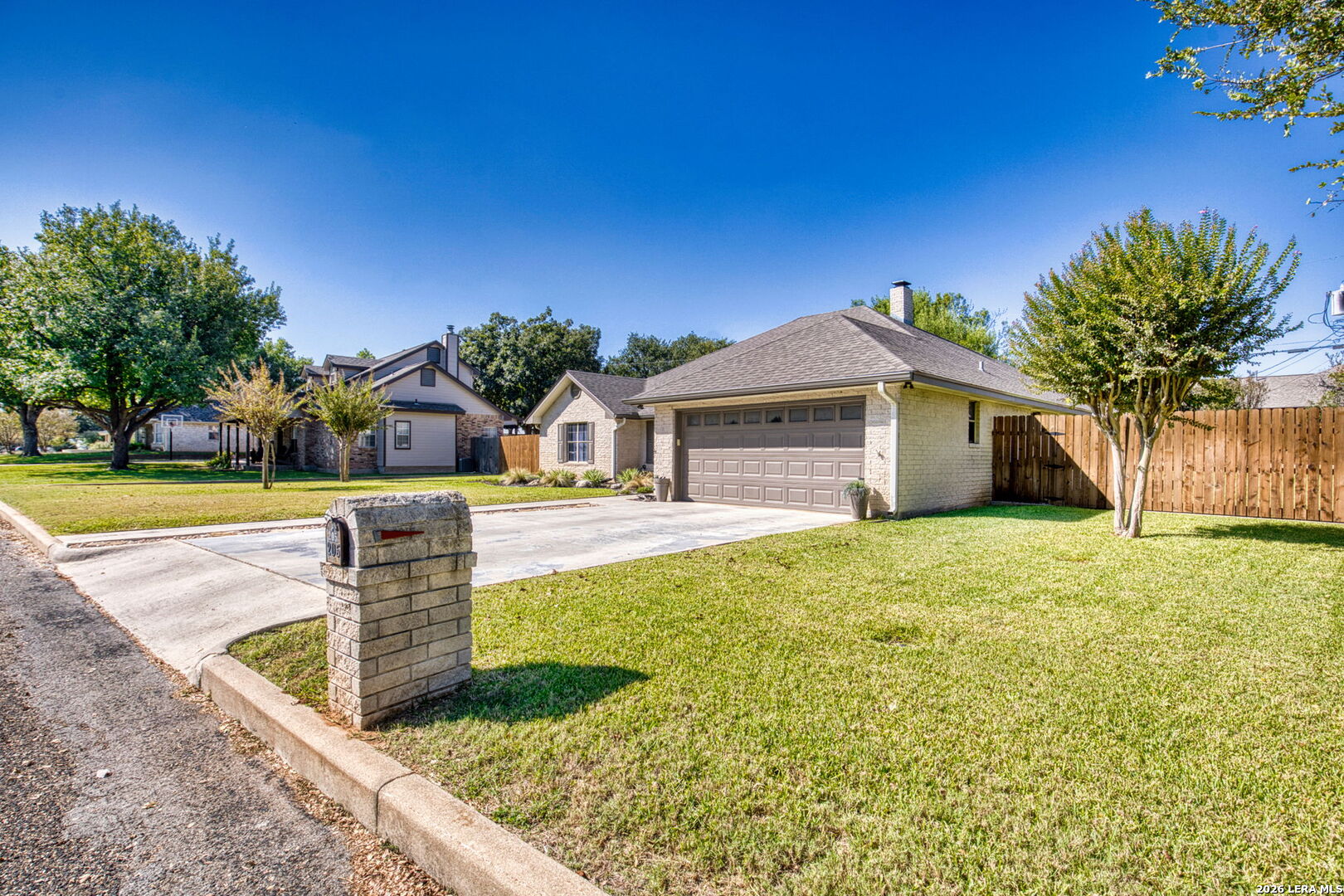 205 Edgewood Drive Fredericksburg TX 78624