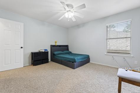 723 Point Creek San Antonio TX 78253