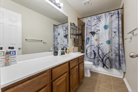 723 Point Creek San Antonio TX 78253