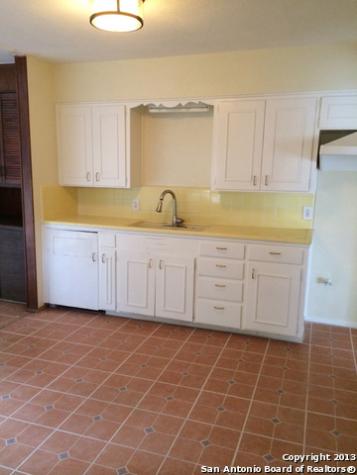 2139 Babs Drive San Antonio TX 78213