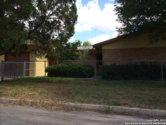2139 Babs Drive San Antonio TX 78213