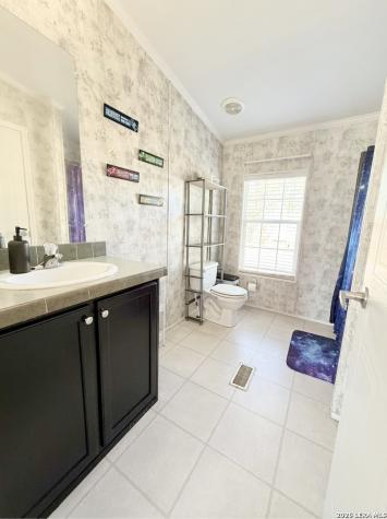 202 S 10th Street Christine TX 78012