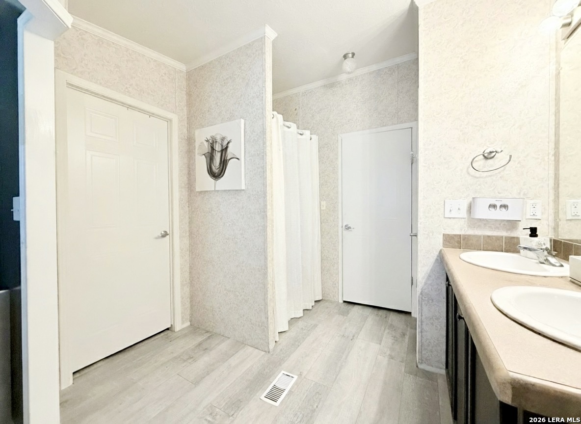 202 S 10th Street Christine TX 78012