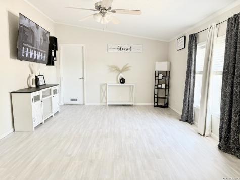 202 S 10th Street Christine TX 78012