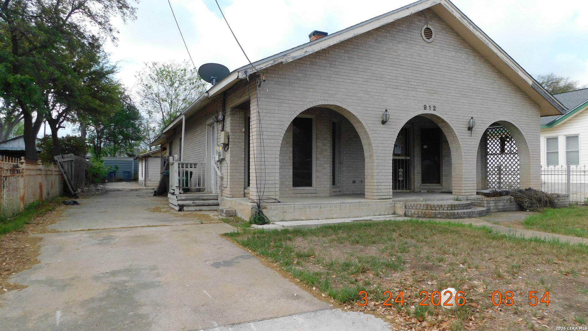 912 W Theo Avenue San Antonio TX 78225