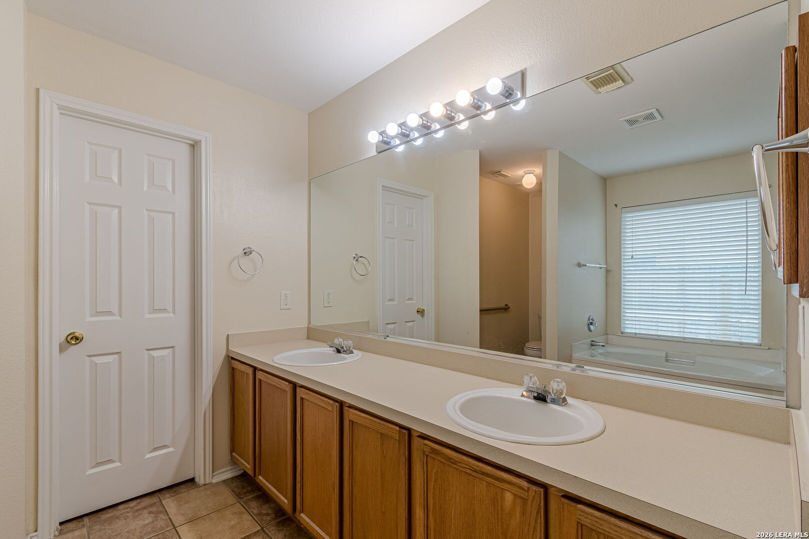 15830 Borwick Selma TX 78154