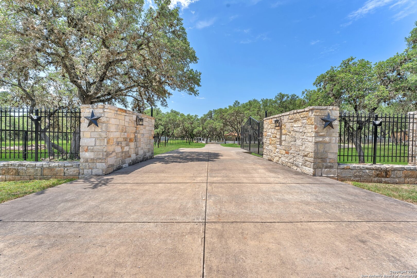 11650 Sunset Ranch Helotes TX 78023