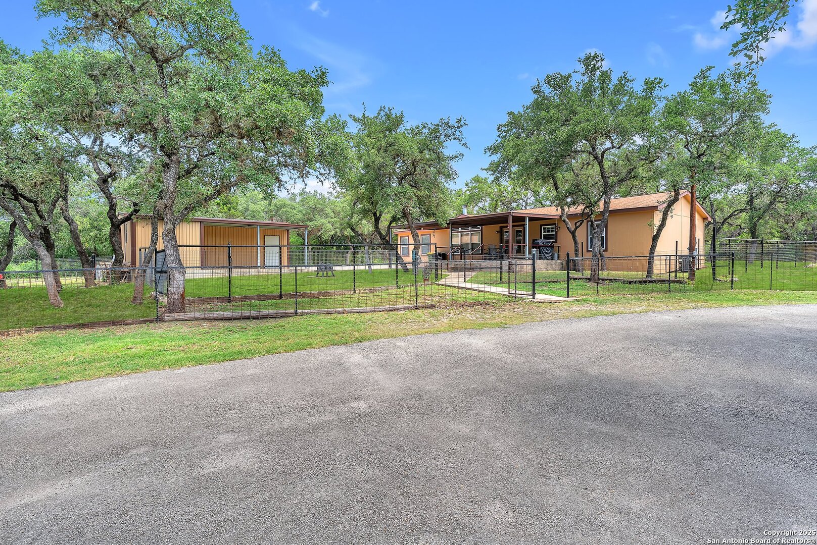 11650 Sunset Ranch Helotes TX 78023