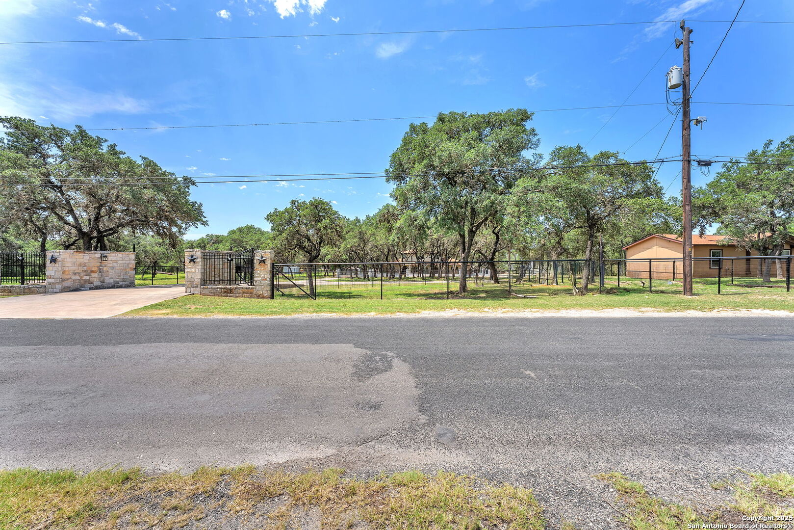 11650 Sunset Ranch Helotes TX 78023