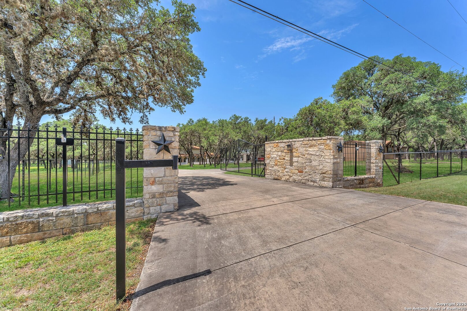 11650 Sunset Ranch Helotes TX 78023
