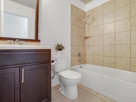 193 Kildeer Creek San Antonio TX 78253