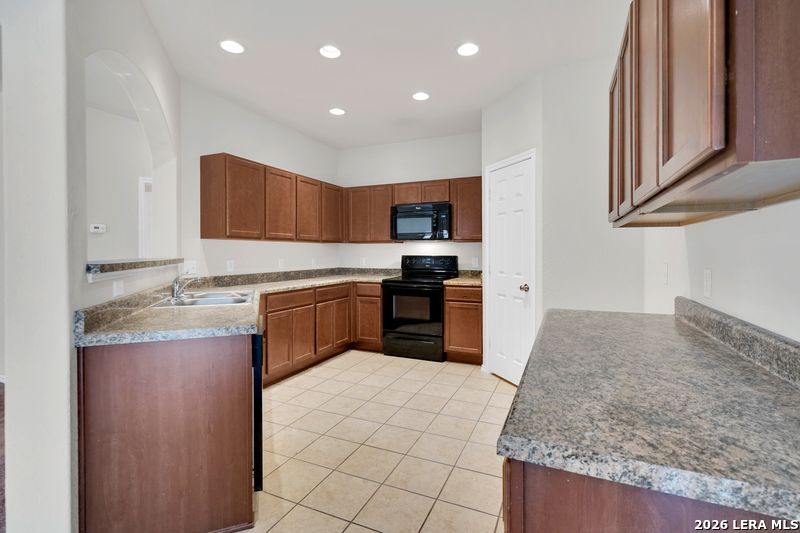 3802 Abbey Circle San Antonio TX 78260