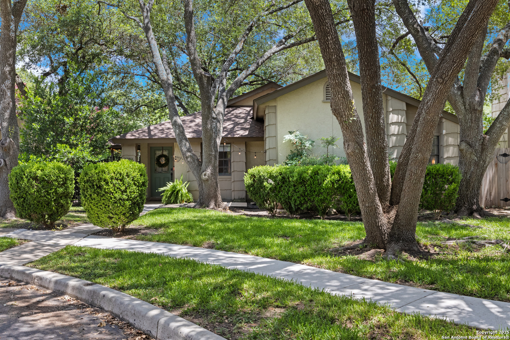2306 Wilderness Hill San Antonio TX 78231