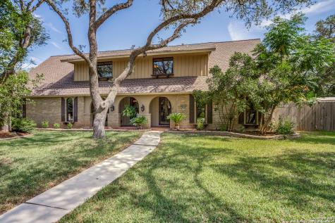 121 Shady Trail Street San Antonio TX 78232