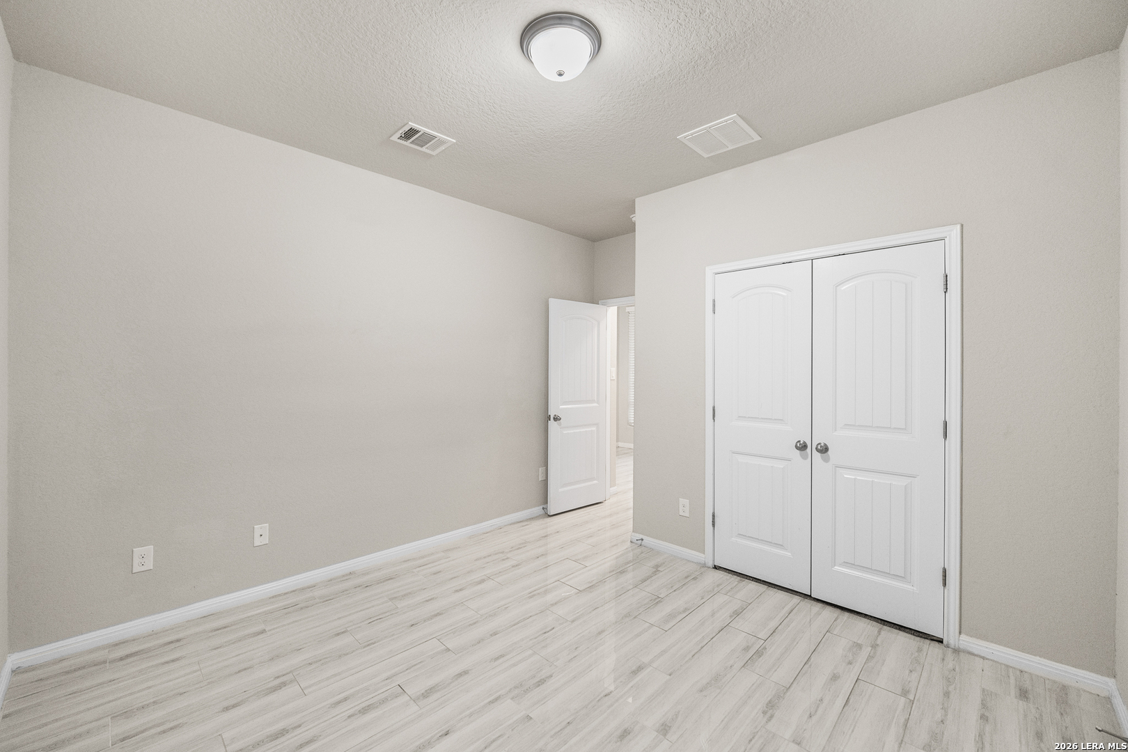 10223 Meadow Lark Converse TX 78109