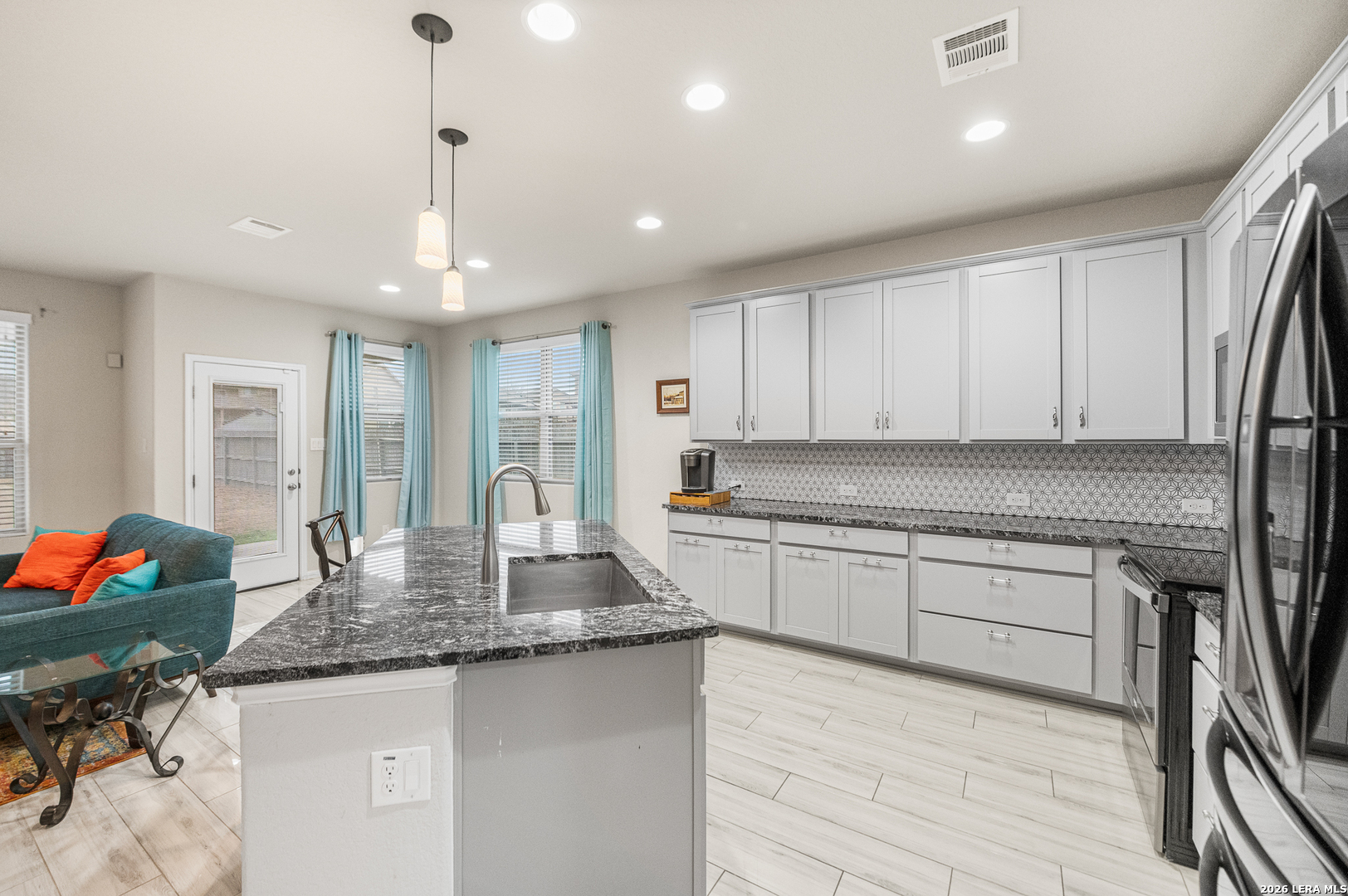 10223 Meadow Lark Converse TX 78109