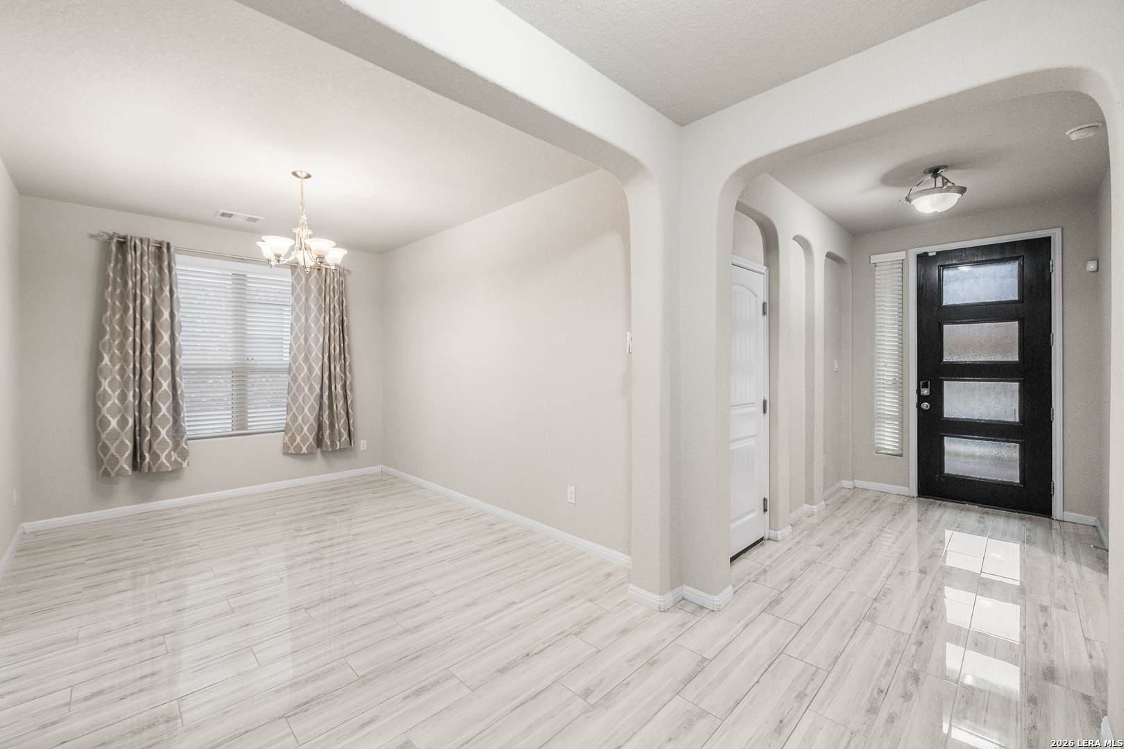 10223 Meadow Lark Converse TX 78109