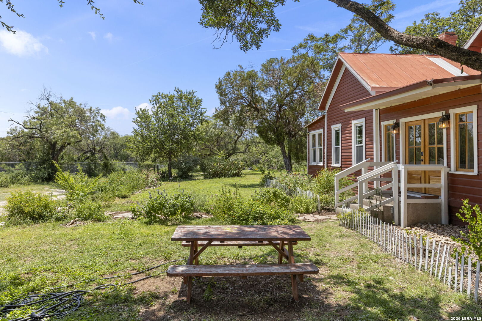 1266 Holbrook San Antonio TX 78218