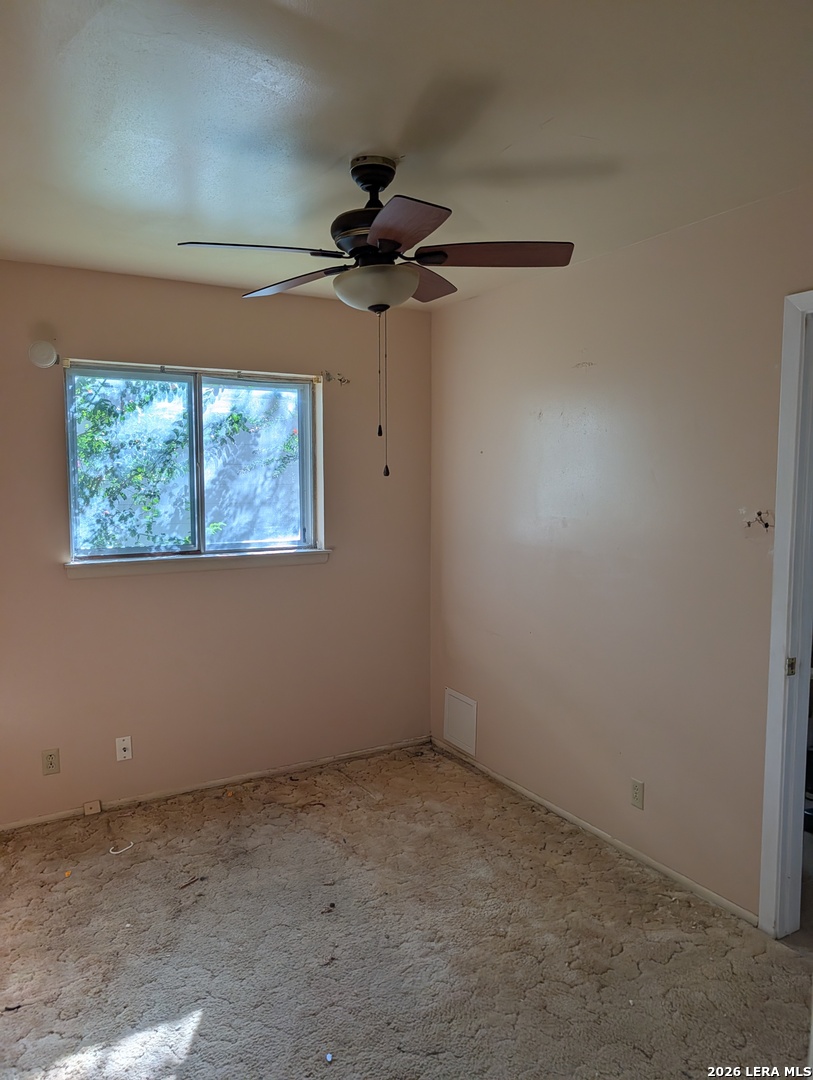 214 Avenue F Converse TX 78109