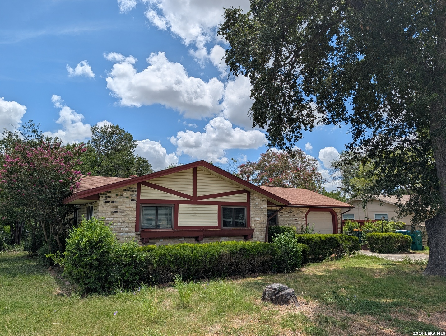 214 Avenue F Converse TX 78109